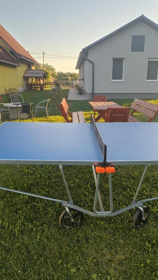 Sueni Apartman Ordacsehi Buitenkant foto