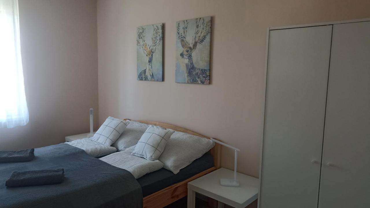 Sueni Apartman Ordacsehi Buitenkant foto